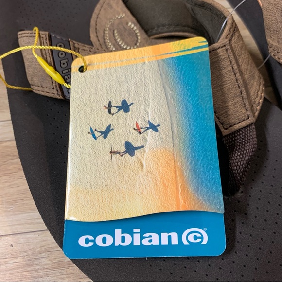 New! Cobian ARV 2 Sandals Flip Flops Thongs Men 9 Brown Java Beach Surf - Picture 10 of 10